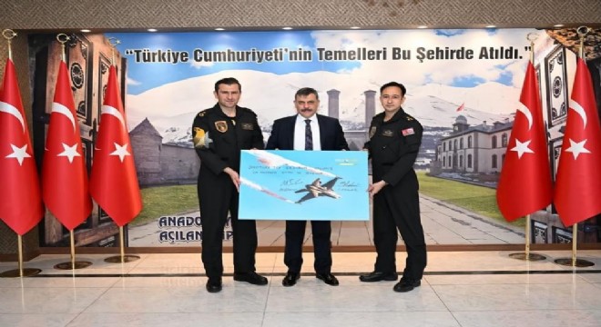 SOLOTÜRK ekibi Erzurum'da